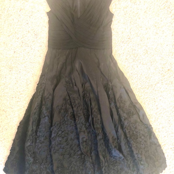 Dress - Picture 3 of 7